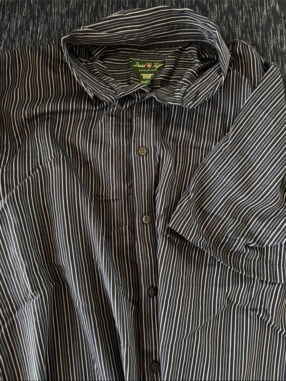 David Taylor Men’s Black and White Vertical Stripe Button-Down Shirt